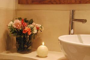 A bathroom at Le Porte di Marzo