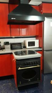 Kuchnia lub aneks kuchenny w obiekcie BOOKINGHAM ★Apartaments & Suites
