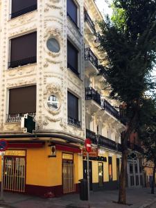Budynek, w którym mieści się apartament