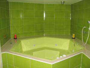 Vannituba majutusasutuses Apartahotel Vincent Suites