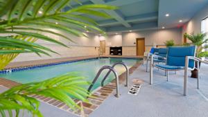 Πισίνα στο ή κοντά στο Best Western Plus Buda Austin Inn & Suites