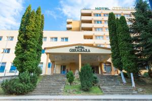 Exteriér nebo vchod ubytování Hotel Germisara