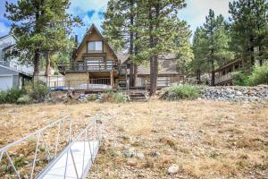 Gallery image of Cabin On The Lake in Big Bear Lake