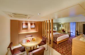 Gallery image of Pride Plaza Hotel, Ahmedabad in Ahmedabad