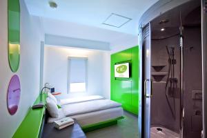 Gallery image of POP! Hotel Gubeng in Surabaya