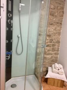 Koupelna v ubytování La Pata de Oca Hostal Rural y Albergue
