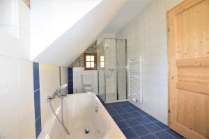 Koupelna v ubytování Ferienhaus Dirnbacher Hütte