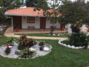 Jardí fora de Hotel Boutique Santa Clara Mesa de los Santos