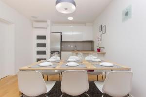 Fotografie z fotogalerie ubytování Royal Apartments v Primoštenu