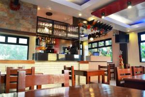 Lounge atau bar di Casa del Camba Hotel and Restaurant