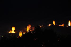 Foto dalla galleria di Hotel Mountain Mestia a Mestia