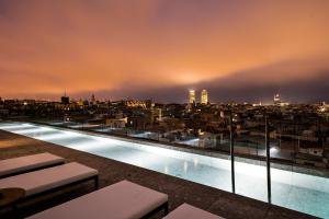 Bazén v ubytování Yurbban Passage Hotel & Spa nebo v jeho okolí
