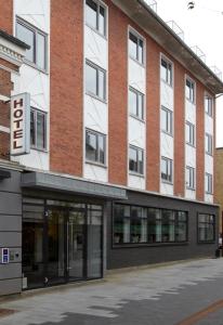 Hoone, kus hotell asub