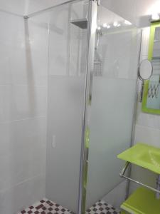 Ένα μπάνιο στο Apartamento Estació