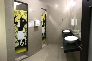 Vonios kambarys apgyvendinimo įstaigoje Hostel Cidade Velha