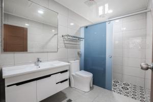 Koupelna v ubytování Bo Heng B&B + 37 fotografií