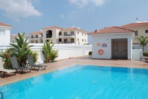 Bazén v ubytování Mythical Sands Resort - Antonios nebo v jeho okolí