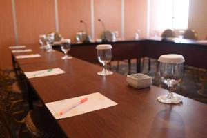 Der Geschäftsbereich oder Konferenzraum in der Unterkunft Namira Syariah Hotel Surabaya