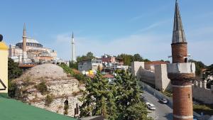 Nespecifikovaný výhled na destinaci Istanbul nebo výhled na město při pohledu z hotelu