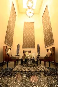 Posezení v ubytování The Vivaan Hotel & Resorts Karnal