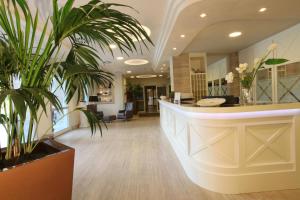 Vstupní hala nebo recepce v ubytování Hotel Stella Della Versilia + 37 fotografií