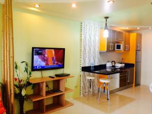 Gallery image of Viewtalay Beachfront by ND in Pattaya South