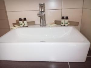 Баня в Castello Boutique Rooms