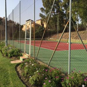 Tenis alebo squash v ubytovaní Estudio a 10 minutos del Puerto Banus alebo jeho okolí