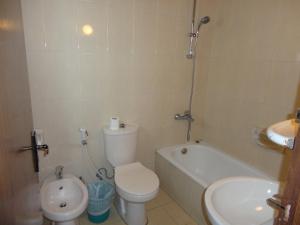 Koupelna v ubytování Al Qidra Hotel & Suites Aqaba