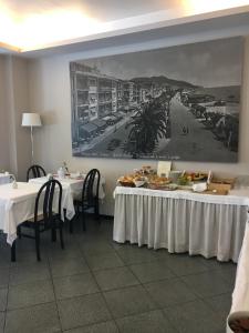 Fotografie z fotogalerie ubytování Hotel Internazionale v destinaci Finale Ligure