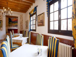 A seating area at Puig de Ros d’Alt