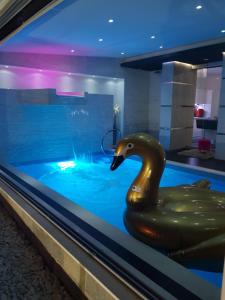 Der Swimmingpool an oder in der Nähe von La Vela Luxury