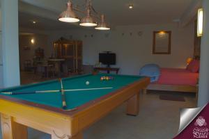 Casa Corazon de Plata Suites biliárdasztala