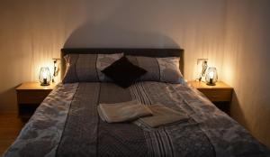 Postel nebo postele na pokoji v ubytování Farm Stay Zevnik