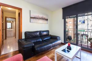 Spacious 3 bedroom in the center of Barcelonaにあるシーティングエリア