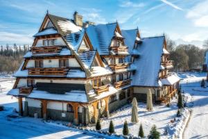 Obiekt Hotel Burkaty zimą
