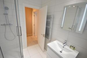 A bathroom at St Anne's Court by Indigo Flats