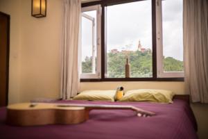 Voodi või voodid majutusasutuse Swayambhu View Guest House toas