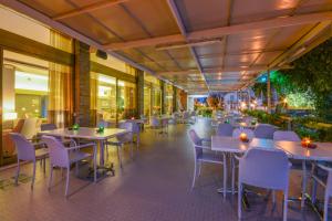 Restaurace v ubytování Hotel Miramar