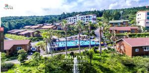 Bazén v ubytování Jeju I've Hotel & Resort nebo v jeho okolí