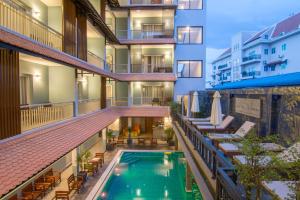 Bazen u ili blizu objekta Chhay Long Angkor Boutique Hotel Siem Reap