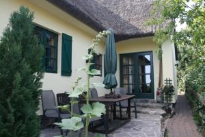 Zahrada ubytování Schilfdachvilla Zeesboothaus WE308