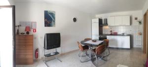 Imagen de la galería de Apartments Lili, en Ankaran