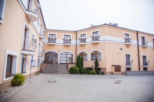 The building in which a szállodákat is located