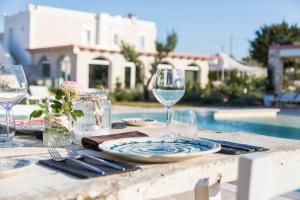 Bazén v ubytovaní Leonardo Trulli Resort alebo v jeho blízkosti
