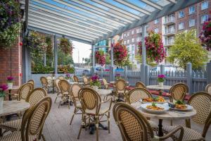 Restaurant o un lloc per menjar a Grand Canal Hotel