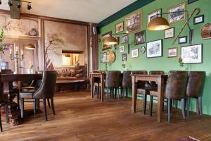 Posezení v ubytování Hotel 't Gemeentehuis