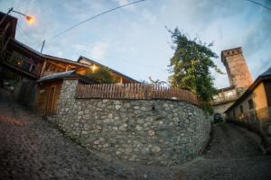 Mynd úr myndasafni af Mestialux Guesthouse í Mestia