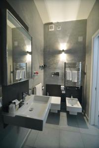 La Suite Boutique Hotel的一间浴室
