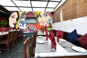 Ảnh trong thư viện ảnh của Aura hotel ở Kolkata +35 ảnh